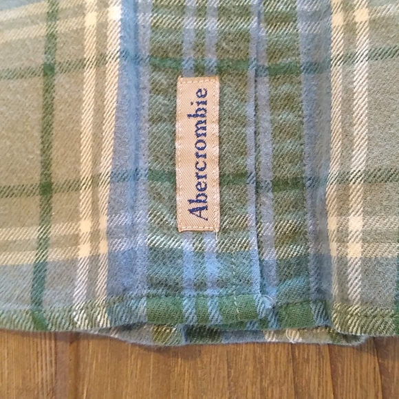 Abercrombie & Fitch Co. Plaid Flannel Shirt - Picture 3 of 6